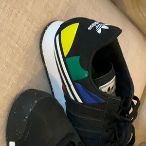 Adidas, size 8, black/multi